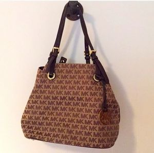 Michael Kors Bucket Purse